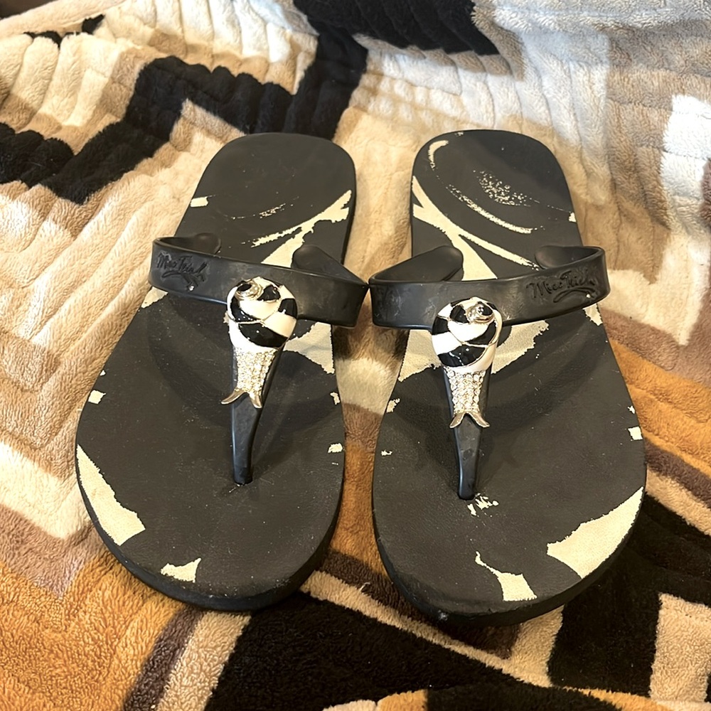 Miss Trish shoes Flip Flops woman’s Size 7 black white bling snail